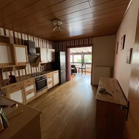 Mitten Im Pfaelzerwald Gasthof *